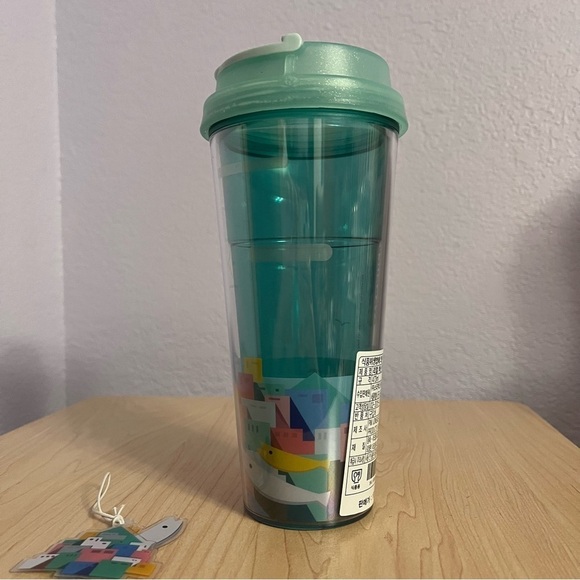 NEW STARBUCKS KOREA Busan Town Traveler Tumbler 16 oz Blue Gamcheon - Picture 2 of 16